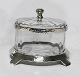 Φοντανιέρα Γυάλινη Με Καπάκι & Μεταλλική Ασημί Βάση  20x20x15cm