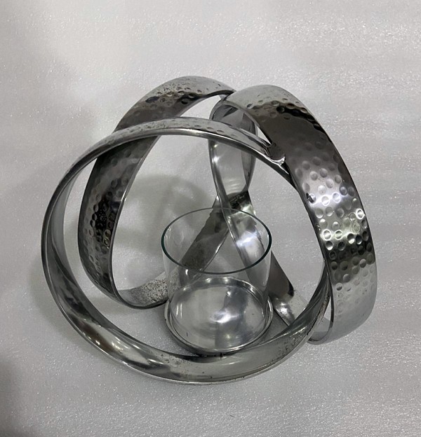 Κηροπήγιο Διακοσμητικό Μεταλλικό Ασημί  33x33εκ.