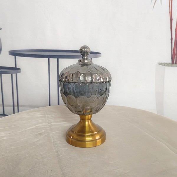 Διακοσμητική Γυάλινη Φοντανιέρα Με Γυάλινο Καπάκι Και Αντικέ Χρυσό Πόδι 26x14cm
