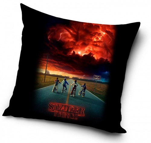 Stranger Things decorative pillow 40x40 cm