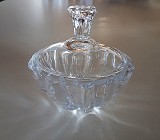 Διακοσμητική Γυάλινη Φοντανιέρα Με Καπάκι Με Κυματιστό Σχέδιο