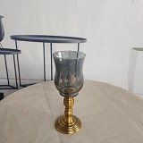 Γυάλινο  Κηροπήγιο Με Μεταλλική Χρυσή Αντικέ Βάση 26x10cm