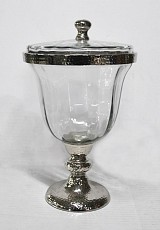 Διακοσμητική Γυάλινη Φοντανιέρα Με Ασημί Μεταλλικό Καπάκι & Αντικέ Πόδι 15x15x27cm